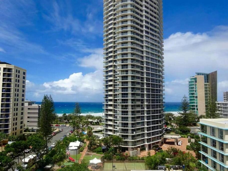 Excluza At The Aegean Gold Coast Exterior photo