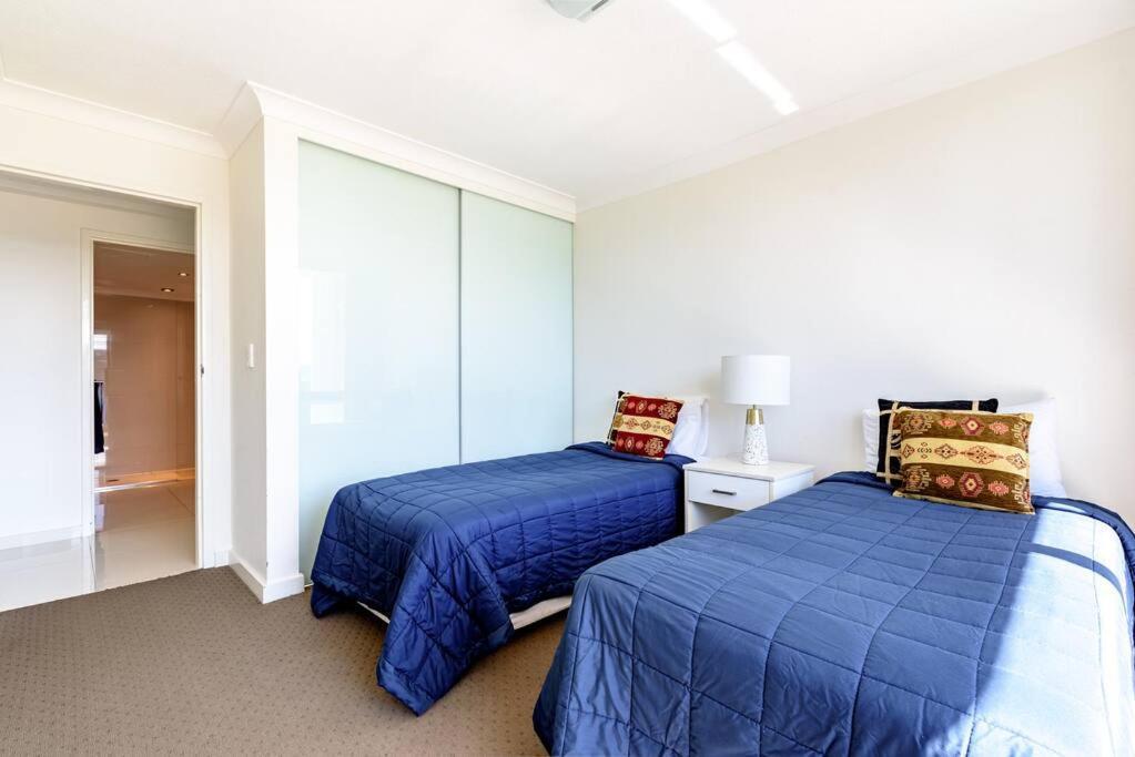 Excluza At The Aegean Gold Coast Exterior photo