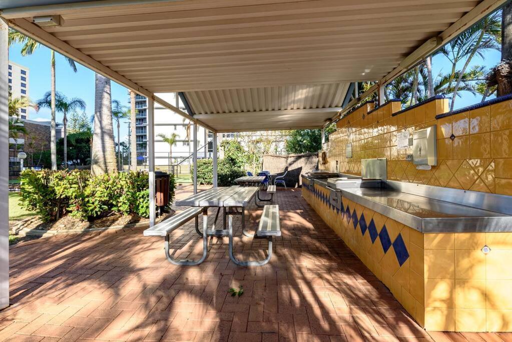 Excluza At The Aegean Gold Coast Exterior photo